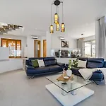 Casa Roque Del Mar Private With Heated Saltwater Pool, Jacuzzi & Ocean Views וילה