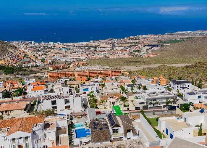 Casa Roque Del Mar Private With Heated Saltwater Pool, Jacuzzi & Ocean Views Costa Adeje (Tenerife)