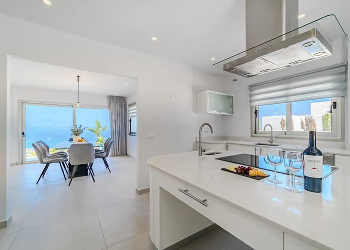 Casa Roque Del Mar Private With Heated Saltwater Pool, Jacuzzi & Ocean Views *