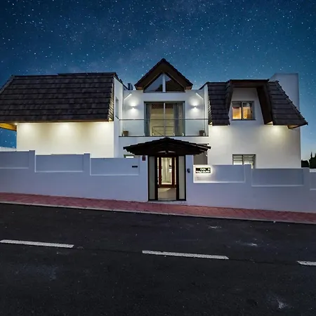 Casa Roque Del Mar Private With Heated Saltwater Pool, Jacuzzi & Ocean Views * 阿德耶