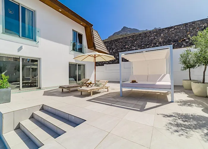 Casa Roque Del Mar Private With Heated Saltwater Pool, Jacuzzi & Ocean Views Villa Costa Adeje (Tenerife)