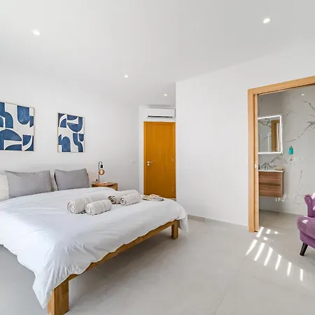 Willa Casa Roque Del Mar Private With Heated Saltwater Pool, Jacuzzi & Ocean Views Costa Adeje (Tenerife)