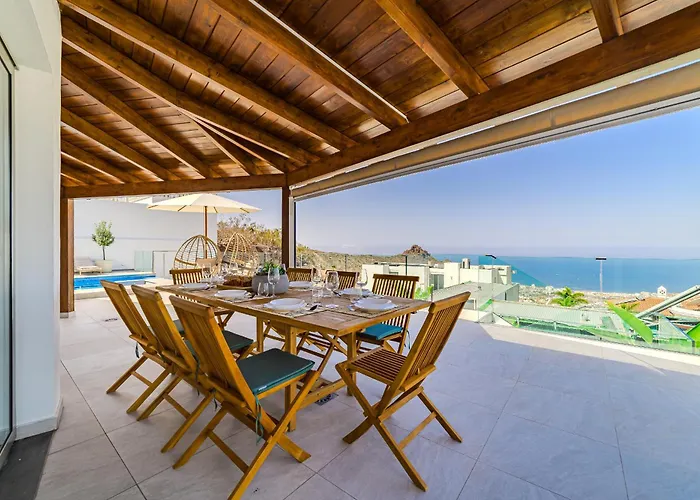 Villa Casa Roque Del Mar Private With Heated Saltwater Pool, Jacuzzi & Ocean Views *
